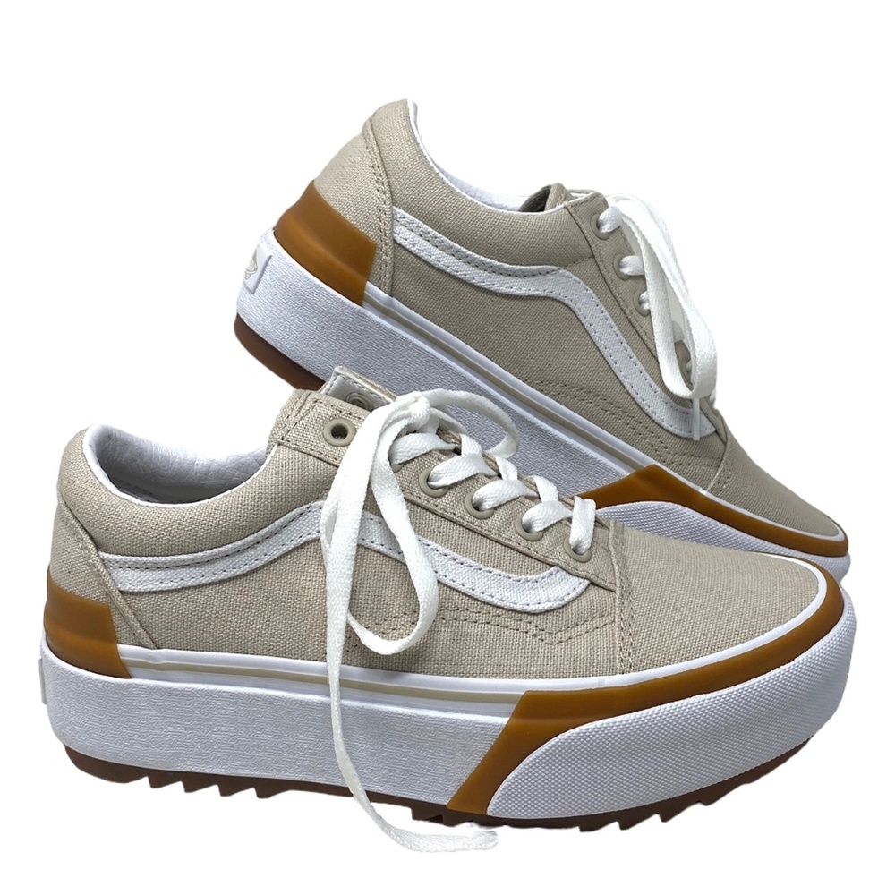 New in box-VANS Old Skool Stacked Shoe Cream Canvas Women Size VN0A4U15BLL